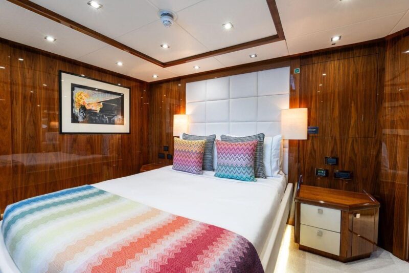 Sunseeker 131 Yacht (2015)